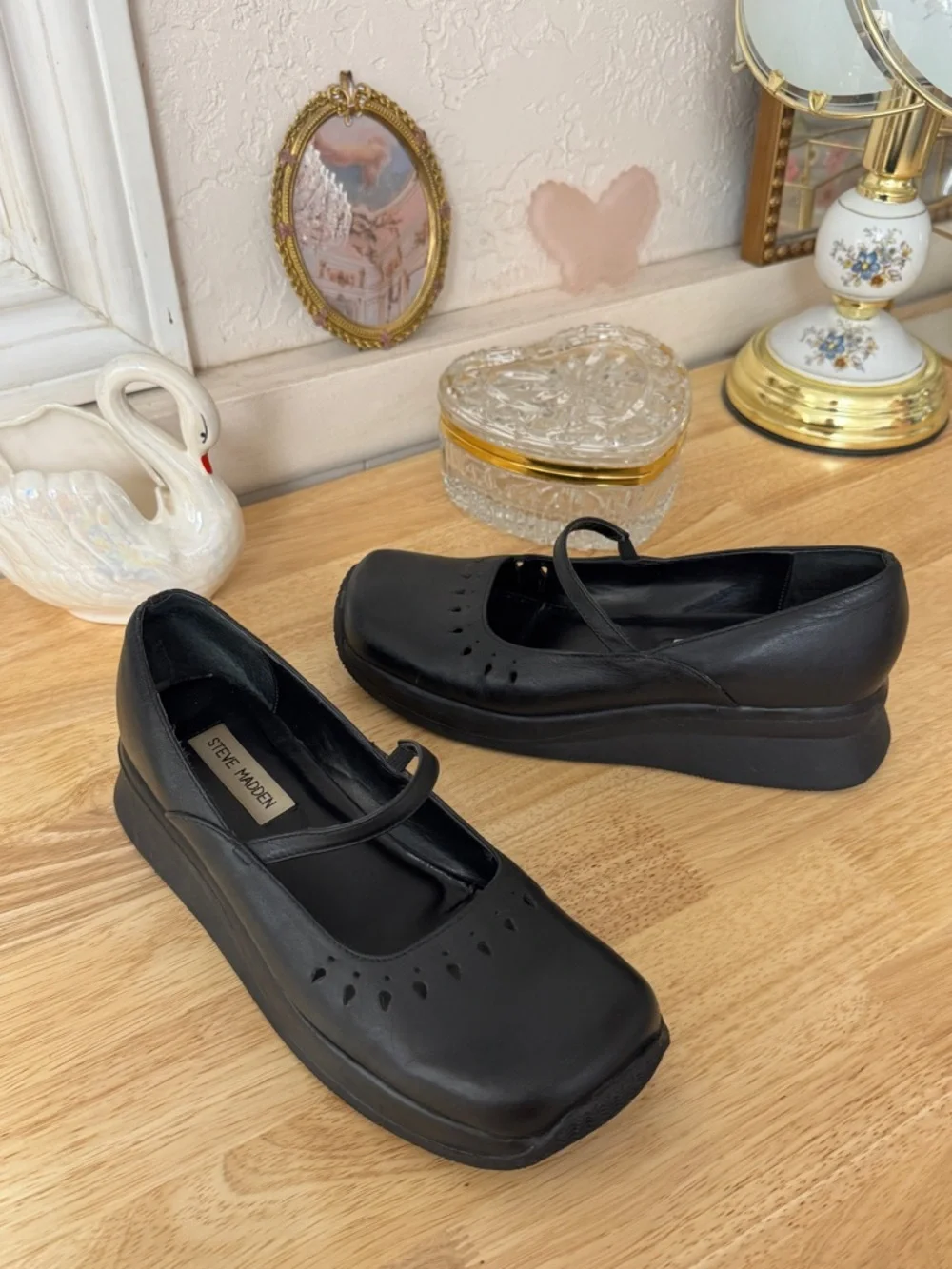 Y2K Steve Madden Black Leather Mary Jane Platforms Size 9.5 🖤✨